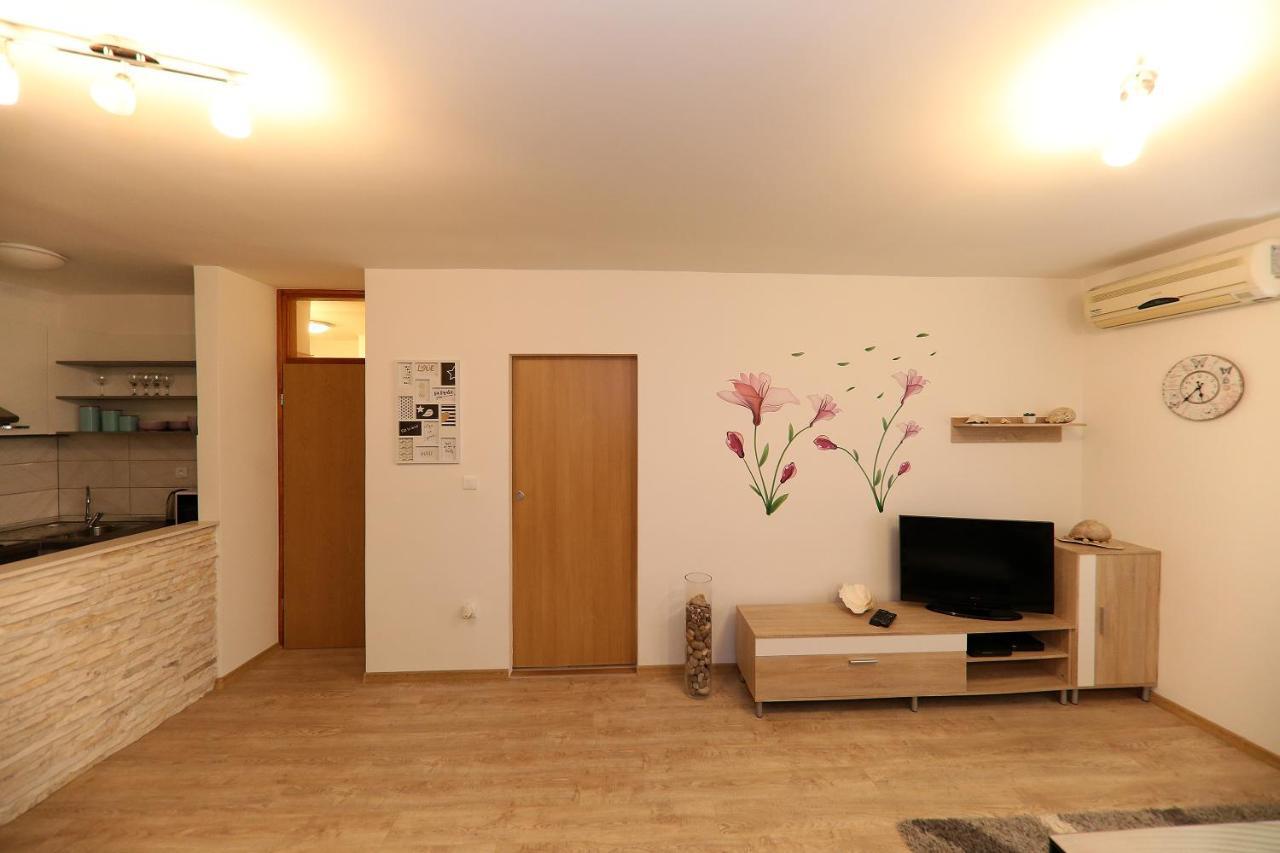 Ferienwohnung Neluna Zadar Exterior foto